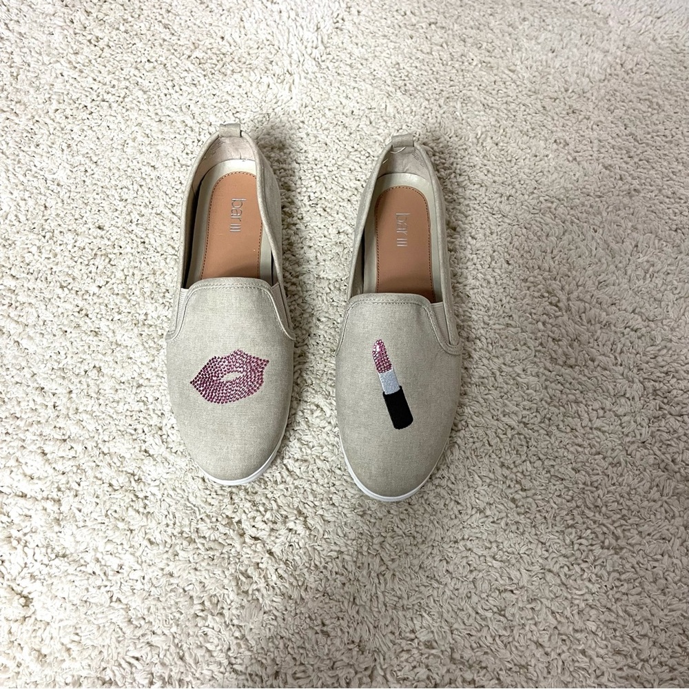 Bar III Cream Embroidered Flats